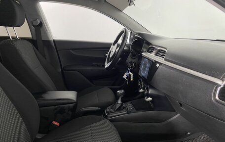 KIA Rio IV, 2018 год, 1 200 000 рублей, 13 фотография