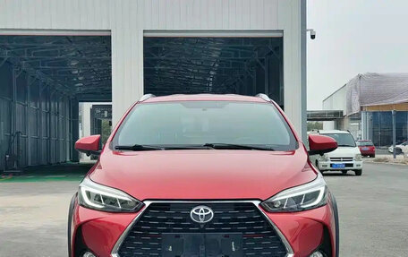 Toyota Yaris XP150 рестайлинг, 2021 год, 870 000 рублей, 2 фотография