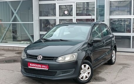 Volkswagen Polo VI (EU Market), 2011 год, 445 000 рублей, 1 фотография