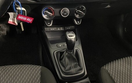 KIA Rio IV, 2018 год, 1 200 000 рублей, 17 фотография