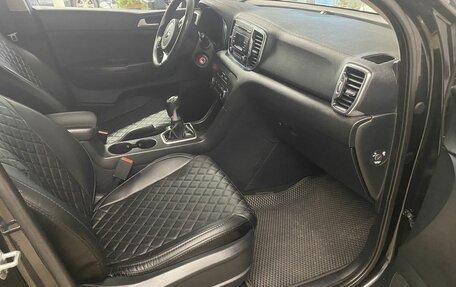 KIA Sportage IV рестайлинг, 2017 год, 1 689 000 рублей, 10 фотография