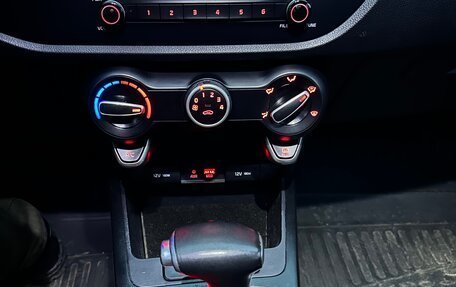 KIA Rio IV, 2017 год, 1 050 000 рублей, 8 фотография