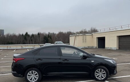 Hyundai Solaris II рестайлинг, 2021 год, 1 785 000 рублей, 4 фотография