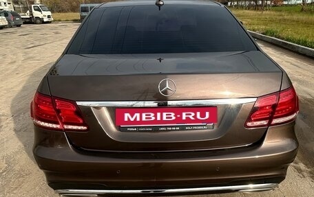 Mercedes-Benz E-Класс, 2013 год, 1 950 000 рублей, 2 фотография