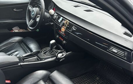 BMW 3 серия, 2010 год, 1 250 000 рублей, 15 фотография