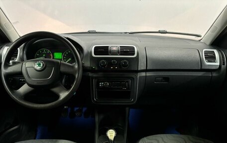 Skoda Fabia II, 2009 год, 450 000 рублей, 10 фотография