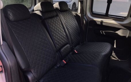 Volkswagen Caddy III рестайлинг, 2011 год, 670 000 рублей, 3 фотография