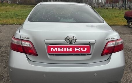 Toyota Camry, 2008 год, 1 100 000 рублей, 5 фотография