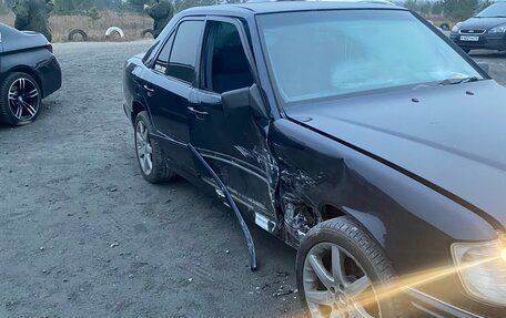 Mercedes-Benz W124, 1988 год, 200 000 рублей, 1 фотография