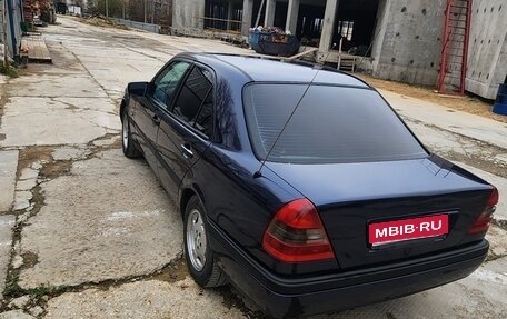 Mercedes-Benz C-Класс, 1996 год, 430 000 рублей, 1 фотография