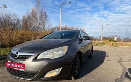Opel Astra J, 2012 год, 820 000 рублей, 3 фотография