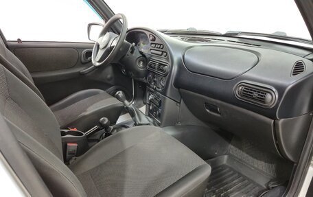 Chevrolet Niva I рестайлинг, 2019 год, 600 000 рублей, 13 фотография