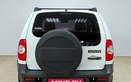 Chevrolet Niva I рестайлинг, 2019 год, 600 000 рублей, 5 фотография