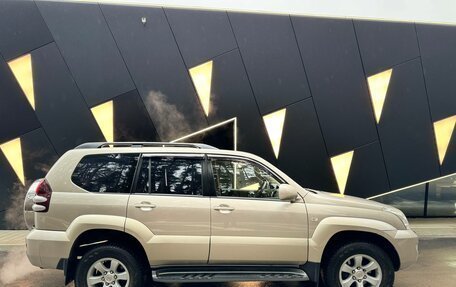 Toyota Land Cruiser Prado 120 рестайлинг, 2004 год, 1 790 000 рублей, 4 фотография