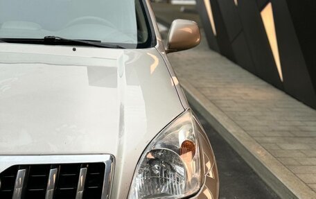 Toyota Land Cruiser Prado 120 рестайлинг, 2004 год, 1 790 000 рублей, 9 фотография