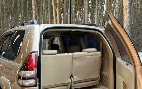 Toyota Land Cruiser Prado 120 рестайлинг, 2004 год, 1 790 000 рублей, 10 фотография