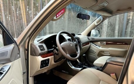 Toyota Land Cruiser Prado 120 рестайлинг, 2004 год, 1 790 000 рублей, 13 фотография