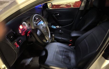 Volkswagen Polo VI (EU Market), 2013 год, 650 000 рублей, 6 фотография