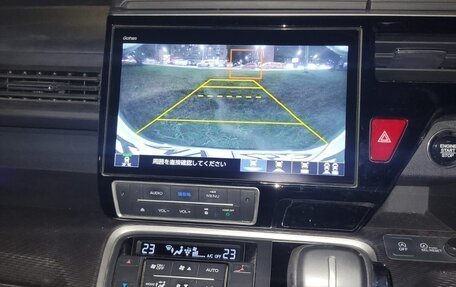 Honda Stepwgn IV, 2018 год, 2 590 000 рублей, 10 фотография