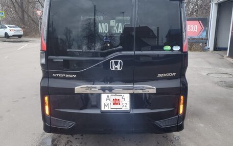Honda Stepwgn IV, 2018 год, 2 590 000 рублей, 4 фотография