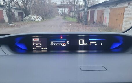 Honda Stepwgn IV, 2018 год, 2 590 000 рублей, 13 фотография