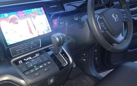 Honda Stepwgn IV, 2018 год, 2 590 000 рублей, 20 фотография