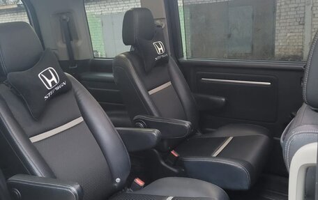Honda Stepwgn IV, 2018 год, 2 590 000 рублей, 23 фотография