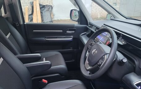 Honda Stepwgn IV, 2018 год, 2 590 000 рублей, 19 фотография