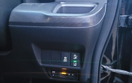 Honda Stepwgn IV, 2018 год, 2 590 000 рублей, 28 фотография