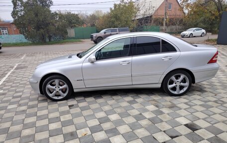 Mercedes-Benz C-Класс, 2005 год, 850 000 рублей, 6 фотография