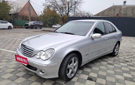Mercedes-Benz C-Класс, 2005 год, 850 000 рублей, 5 фотография