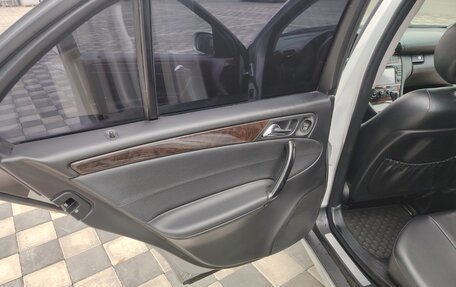 Mercedes-Benz C-Класс, 2005 год, 850 000 рублей, 21 фотография