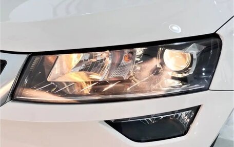 Skoda Karoq I, 2022 год, 2 059 000 рублей, 10 фотография