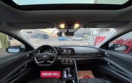 Hyundai Elantra, 2022 год, 1 600 000 рублей, 7 фотография