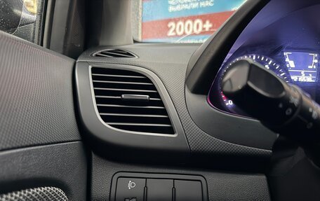 Hyundai Solaris II рестайлинг, 2013 год, 680 000 рублей, 13 фотография