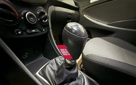 Hyundai Solaris II рестайлинг, 2013 год, 680 000 рублей, 16 фотография