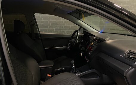 KIA Rio III рестайлинг, 2016 год, 989 000 рублей, 10 фотография