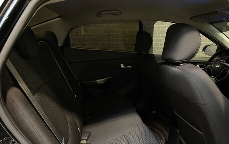 KIA Rio III рестайлинг, 2016 год, 989 000 рублей, 11 фотография