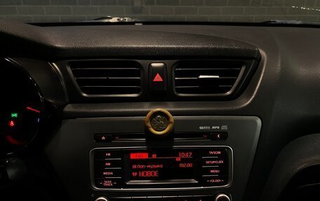 KIA Rio III рестайлинг, 2016 год, 989 000 рублей, 12 фотография