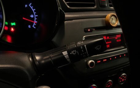 KIA Rio III рестайлинг, 2016 год, 989 000 рублей, 20 фотография