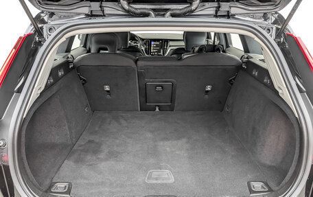 Volvo V60 II, 2020 год, 3 570 000 рублей, 10 фотография