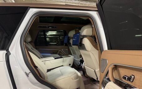 Land Rover Range Rover IV рестайлинг, 2023 год, 29 000 000 рублей, 12 фотография