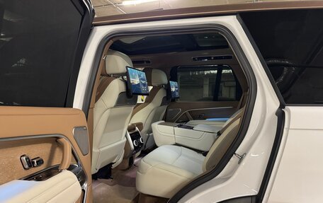 Land Rover Range Rover IV рестайлинг, 2023 год, 29 000 000 рублей, 10 фотография