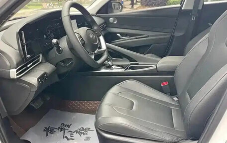 Hyundai Elantra, 2021 год, 1 085 100 рублей, 12 фотография