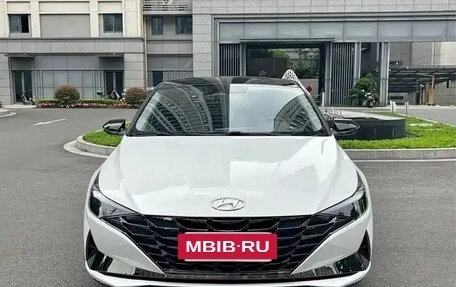 Hyundai Elantra, 2021 год, 1 085 100 рублей, 3 фотография