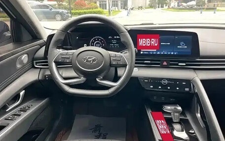 Hyundai Elantra, 2021 год, 1 085 100 рублей, 9 фотография