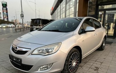 Opel Astra J, 2011 год, 730 000 рублей, 1 фотография