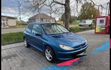 Peugeot 206, 2000 год, 135 000 рублей, 2 фотография