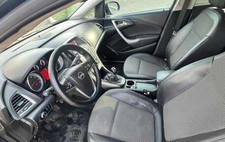 Opel Astra J, 2011 год, 545 000 рублей, 8 фотография