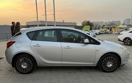 Opel Astra J, 2011 год, 730 000 рублей, 4 фотография